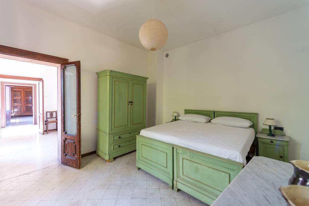 Villa La Rossa Fiumelatte Luaran gambar