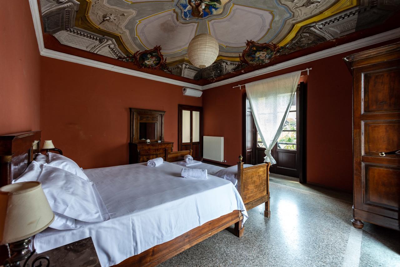 Villa La Rossa Fiumelatte Luaran gambar